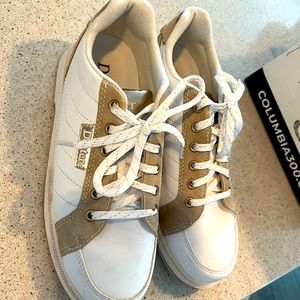 7.5 Womens Dexter Bowling Shoe. Used twice.  Bowling ball never used, brand new.